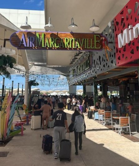 Cancun Airport (CUN) Private Transfers | 24/7 Luxury Transportation 6