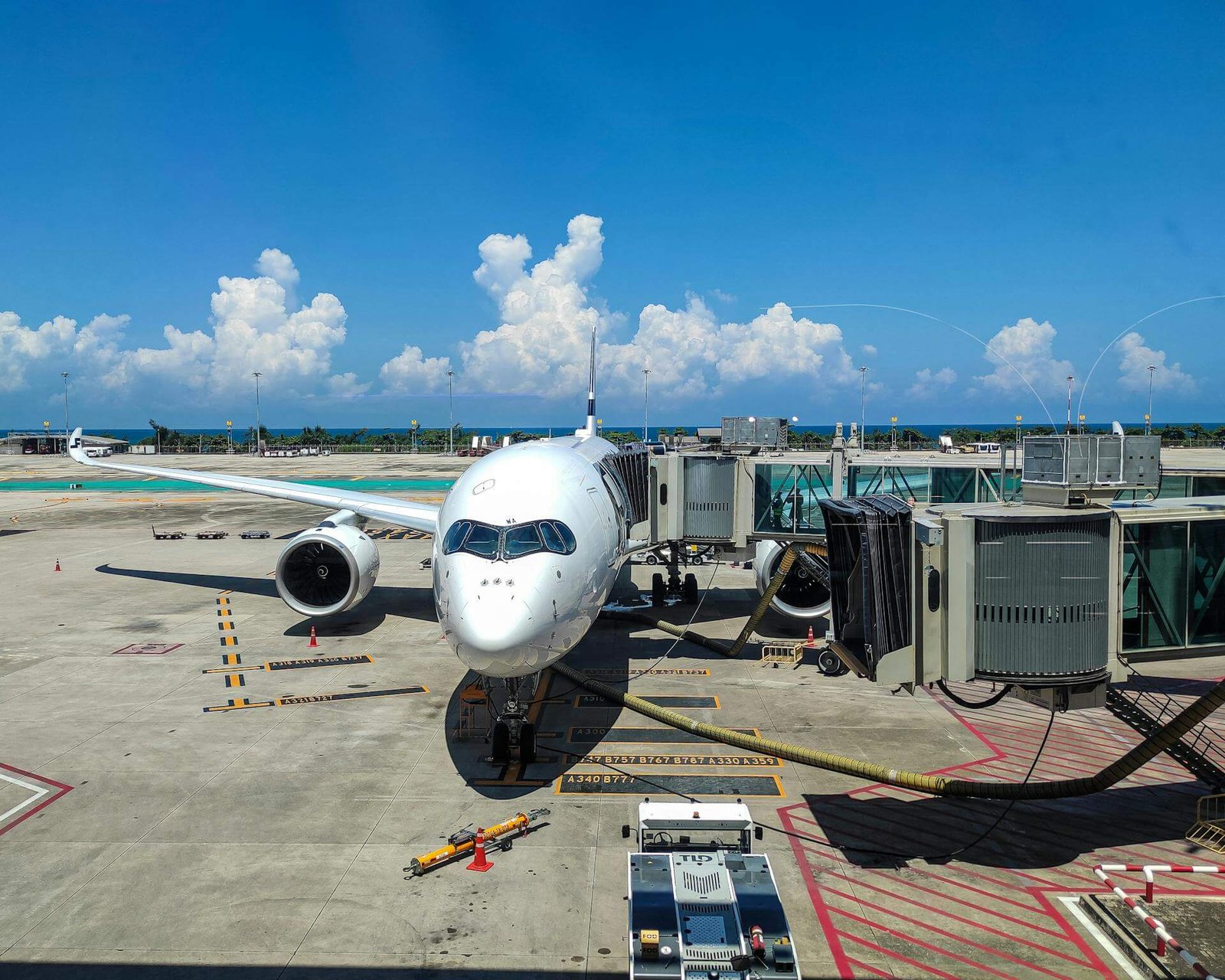Cancun Airport (CUN) Private Transfers | 24/7 Luxury Transportation
